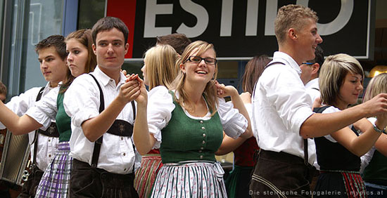 Tänzer beim Aufsteirern