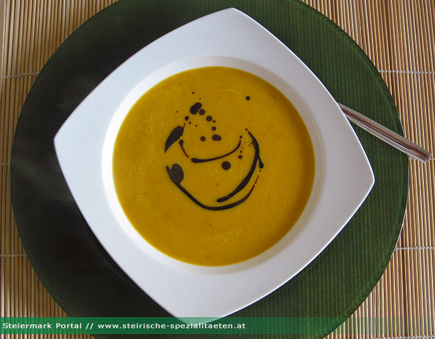 Steirische Kürbiscremesuppe - Rezept - Steirische Spezialitäten