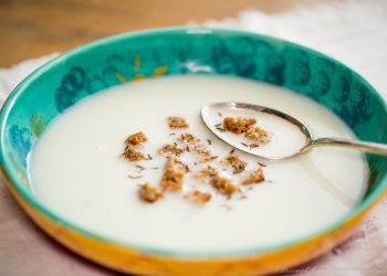 Rezept für eine Sauerrahmsuppe