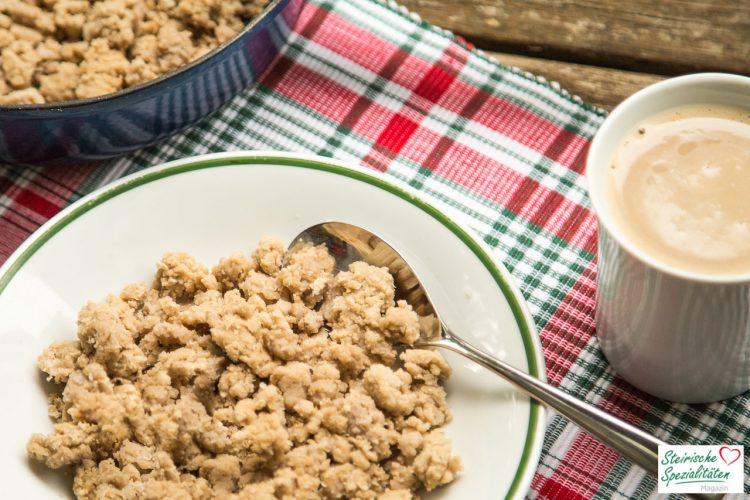 Heidensterz mit Häferlkaffee zum Frühstück