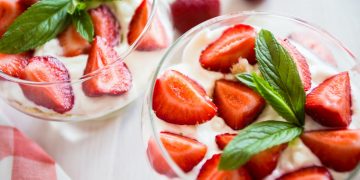 Schichtdessert Erdbeeren