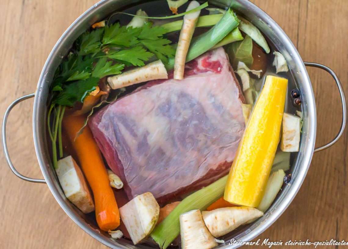 Joghurtdressing » Schnelles Rezept für ein leichtes Salatdressing