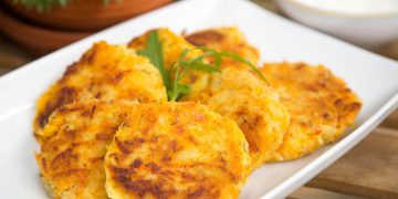 Kürbislaibchen mit Dip