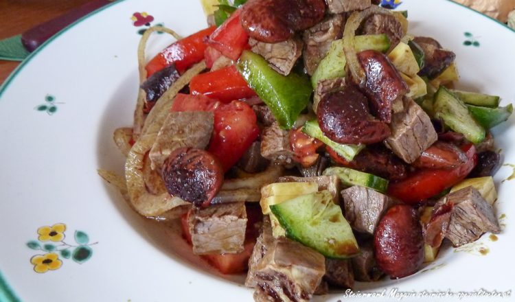 Rindfleischsalat mit Kürbiskernöl - Rezept - Steirische Spezialitäten