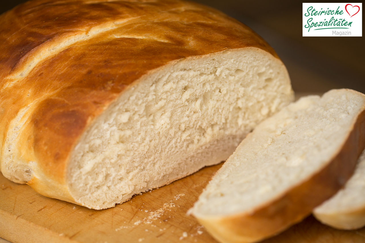 Buttermilchbrot: Saftiges Weißbrot » Rezept von Steirische Spezialitäten