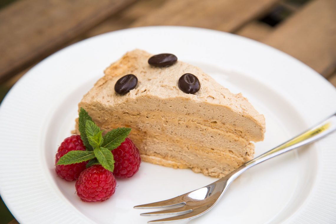 Baiser-Torte mit Kaffee » Das Rezept von Steirische Spezialitäten Baiser-Torte mit Kaffee » Das Rezept von Steirische Spezialitäten