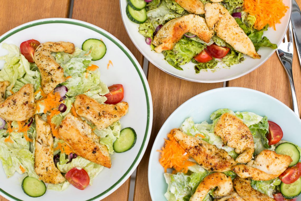 Salat mit Hühnerstreifen » Das Rezept von Steirische Spezialitäten