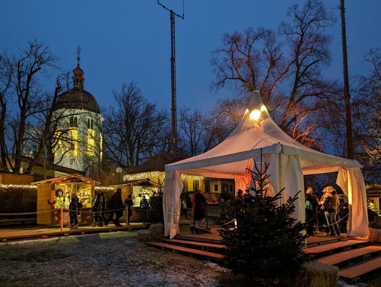 Weihnachtsmarktstandln am Grazer Schloßberg