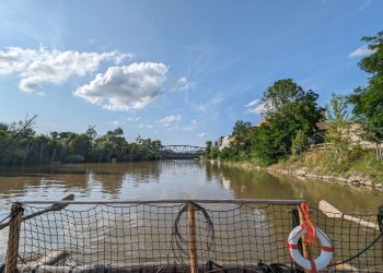 Entschleunigte Floßfahrt auf der Mur in Graz