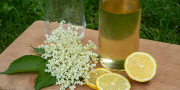 Holunderblütensirup
